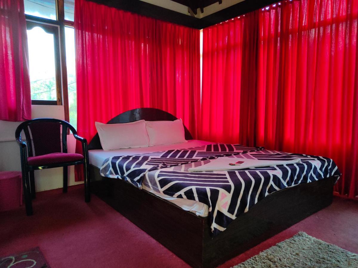 Hotel Highness Sea Rock Sitapur エクステリア 写真